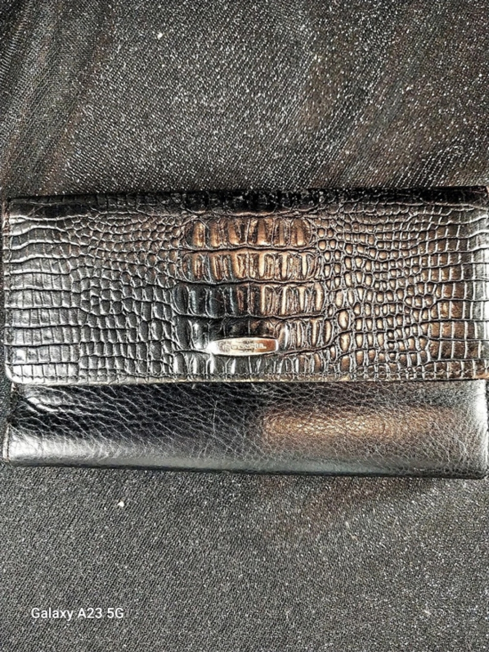 Fossil Carbon Checkbook Divider Leather Wallet in Black